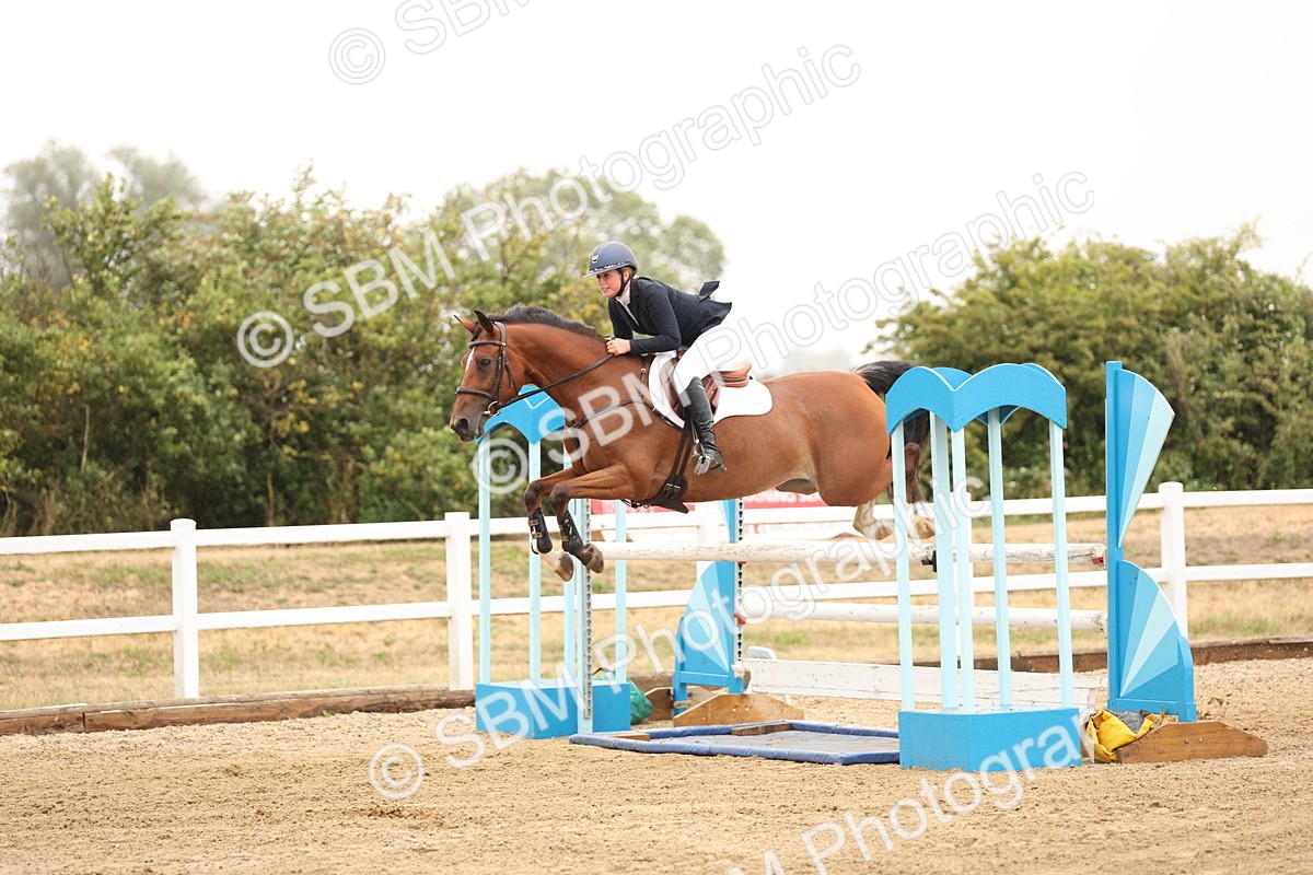 SBM_024062 - Class 6 - Senior Newcomers 1.10m