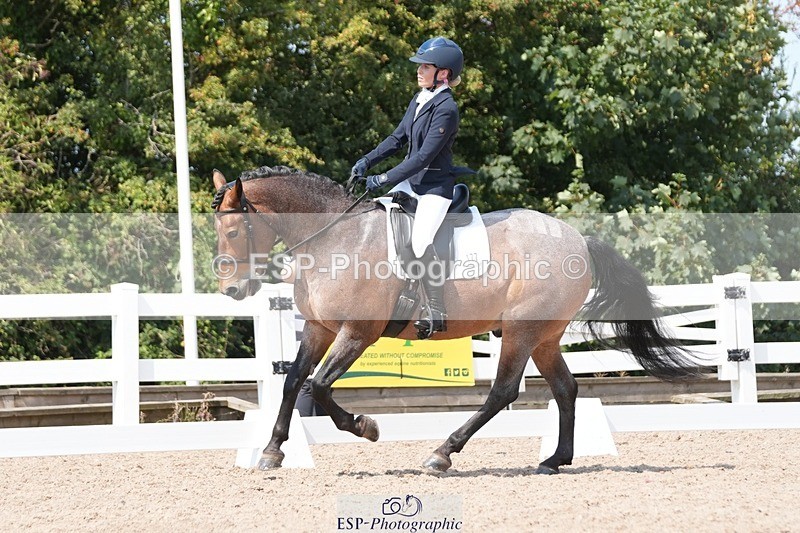 250817-125200-09473 - 177-Joanne.PengellyAshfield.Bob