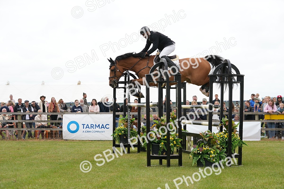 SBM_06411 - Class 202 - National 1.40m Open