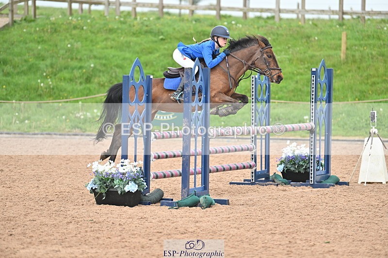 240505A-114150-04958 - Cls 3  Pony Discovery & 90cm Open