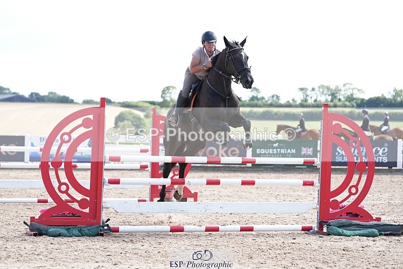 250726-152135-07304 - Cls 22 1.05m Amateur Quali