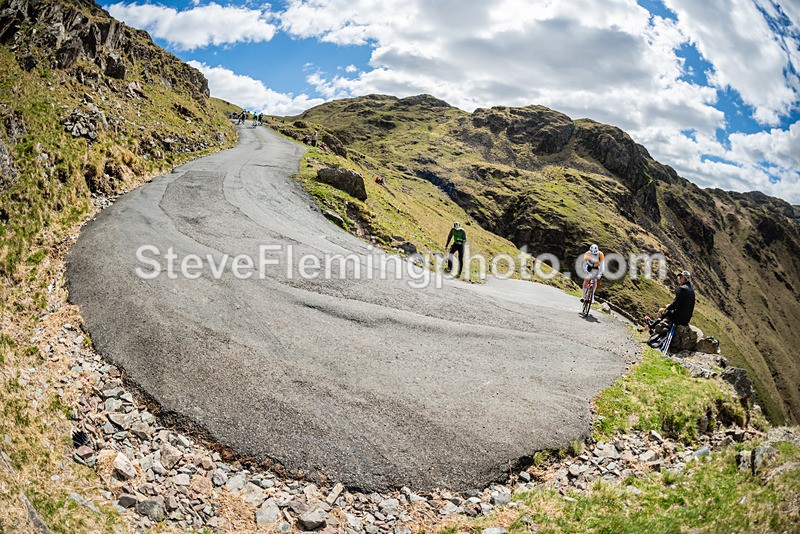 114925 - Hardknott Hairpin 11.00 - 12.00
