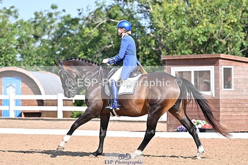 250816-095056-02372 - 012-Natasha.Collings-CostelloDovevale.Tender.Dove