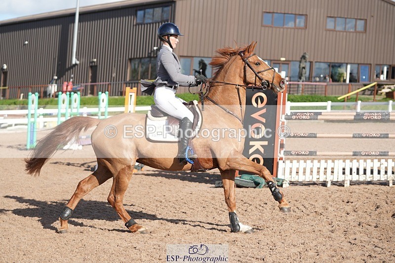 251108-124116-02543 - Cls 13 Foxhunter and 1.20m Open