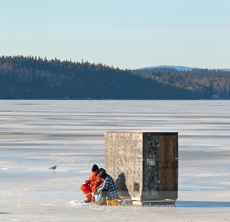 Ice Fishing New Brunswick Canada - Sport & Recreation