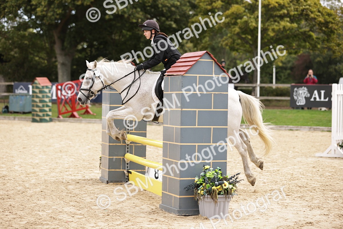 SBM_16639_J33 - Senior 75cm Championship - Michaela Camphell