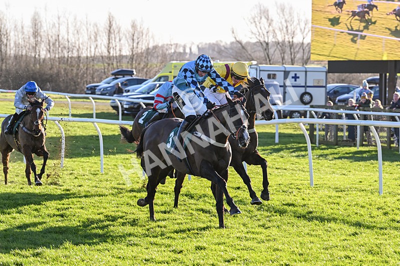 010124-Race 1-Backbyjet-0565 - Race 1