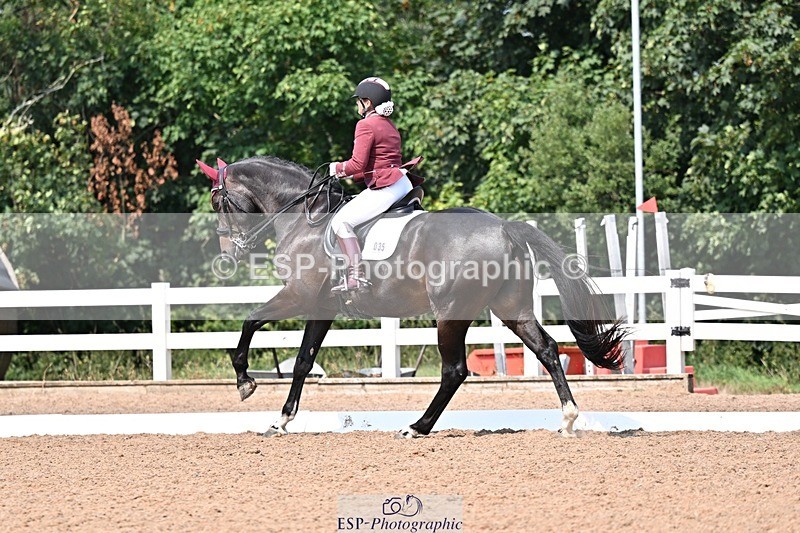 250816-133329-05125 - 035-Jane.LittlejohnNot.just.anyone