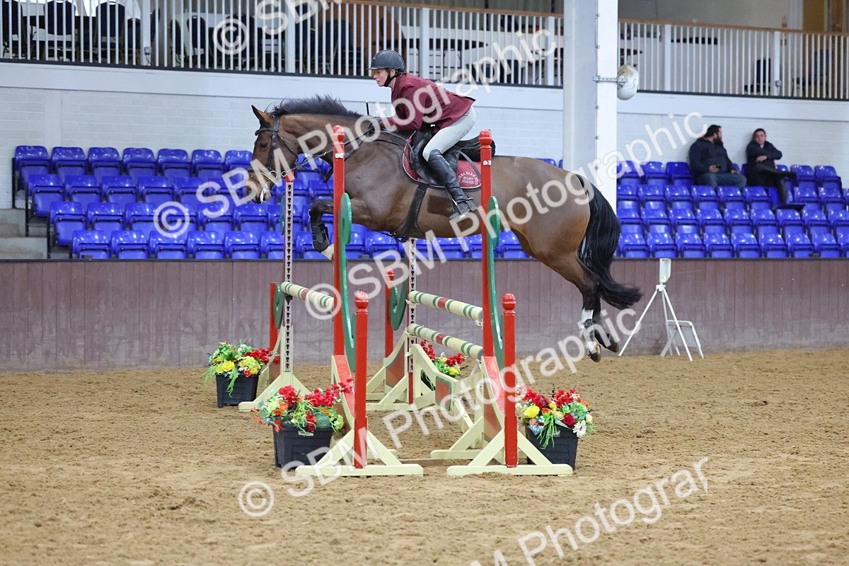 1I0A4883 - Class 9 - Senior Newcomers/ 1.10m Open