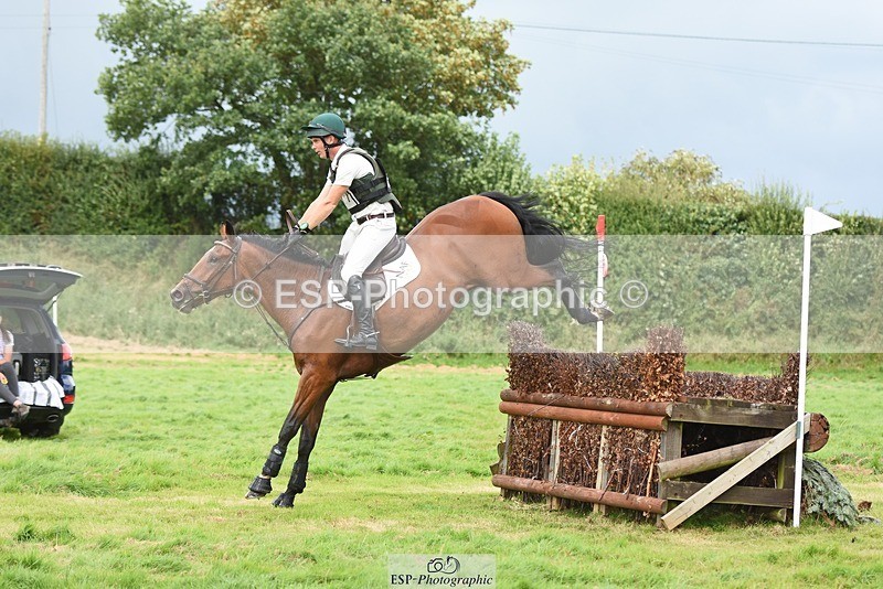 230820X-142312-4129 - BE100 XC 14.00 to 15.00 End