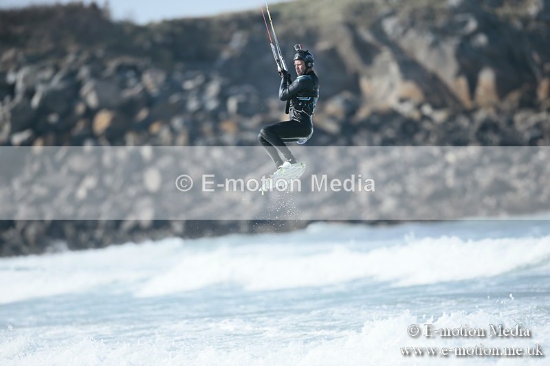 KS 020413-150 - Kite Surfing