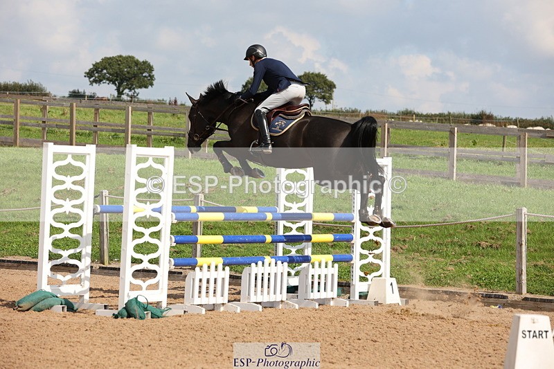 230915A-132712-02332 - Cls 4 National 1.30m