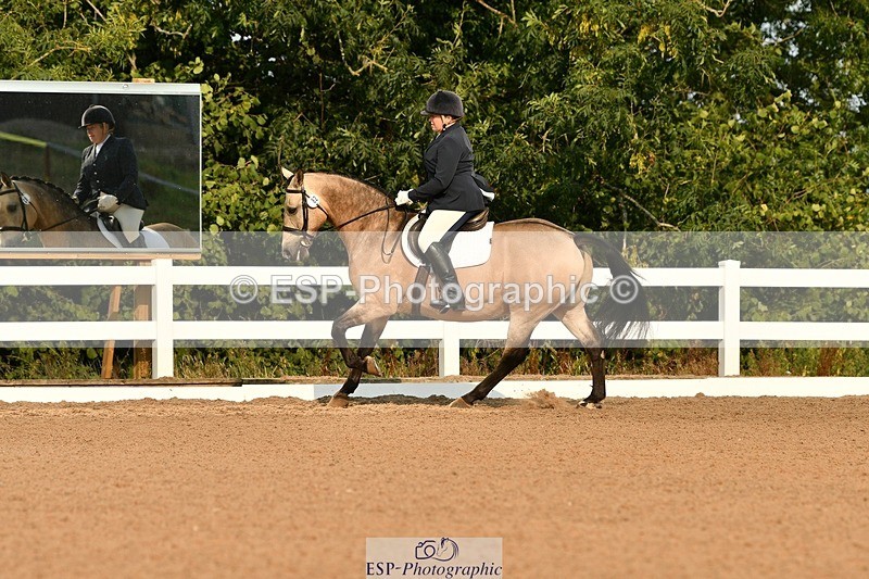 250817-092227-06888 - 082-Sarah.DavisWinston.Classic.Gold