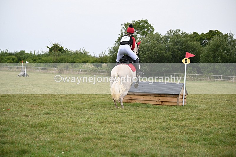 WJ6_3215 - 80cm XC Time 15:45 to 16:02