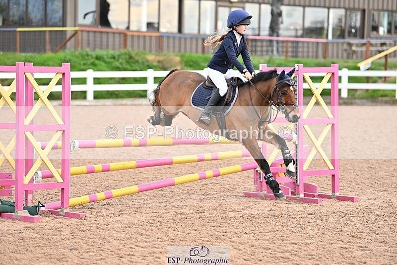 241117X-090640-03133 - Cls 05s A&B Pony Brit Nov & 80 Open