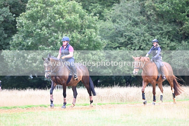 DSC_5938 - Time at Statue 12:17 to 12:44