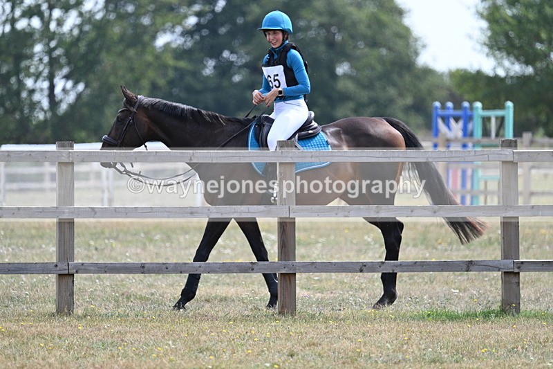 WJ7_1677 - XC Time 11:54 to 12:03