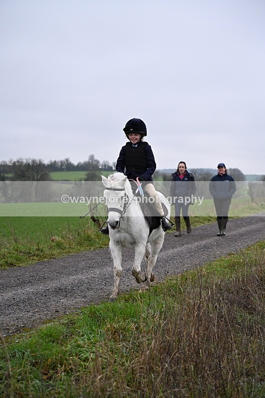 WJ7_9796 - Walk out..