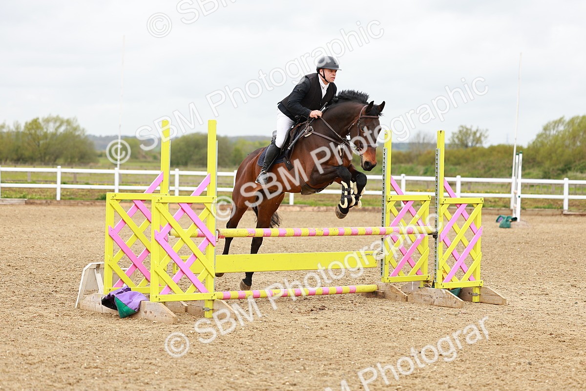SBM_001952 - class 8 - Senior British Novice - 90cm
