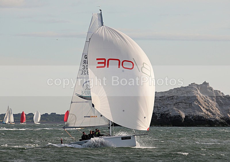 130601 GBR3082L WT7A7233 - ROUND THE ISLAND RACE - 1st June 2013