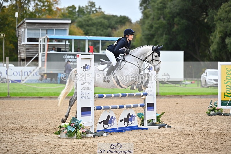 251026A-141954-25084 - F-464-Sophie.Aldrich