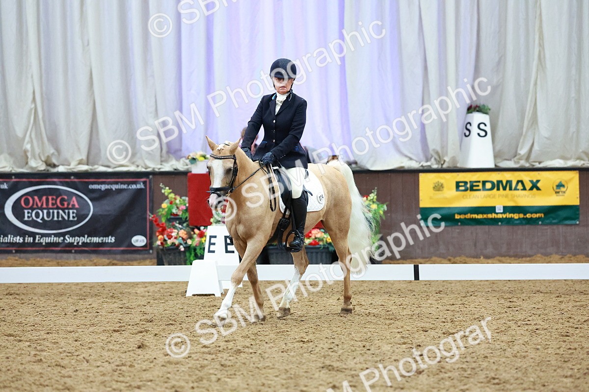 SBM_004284 - Class 12 - E2 Championship - 14.50-15.53