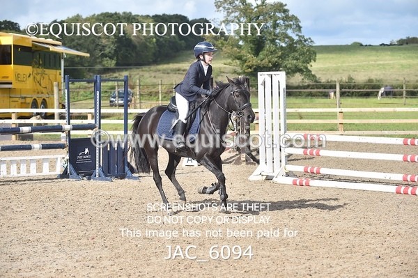 JAC_6094 - CLASS 6 SAT Springboard 128cm/ 138cm Restricted Handicap