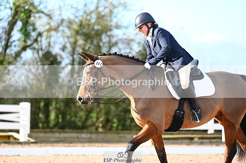 240218A-144635-08744 - 242-Alex.Robinson-Barr-French.Affair