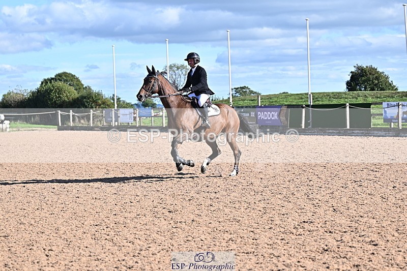 260923B-153522-01039 - Cls 06 Snr Fox & 1.20m Open