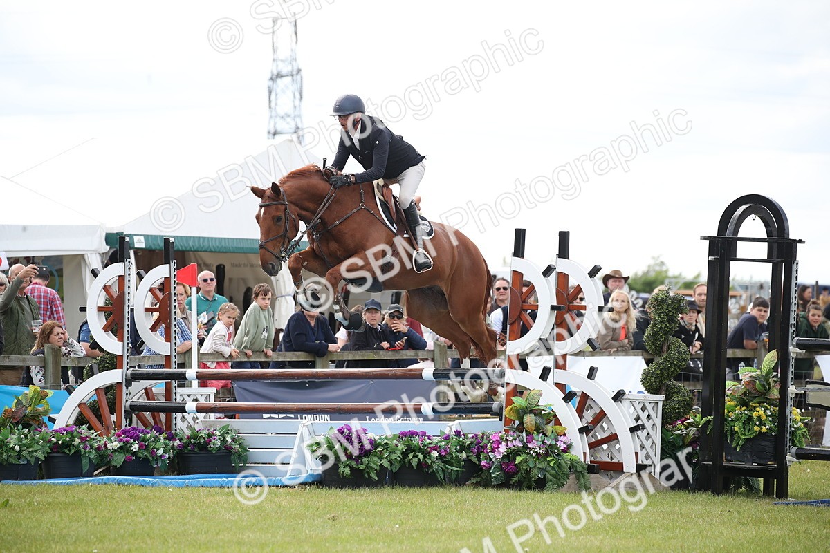 SBM_17462 - Class 208 - Senior Foxhunter 1.20m Open