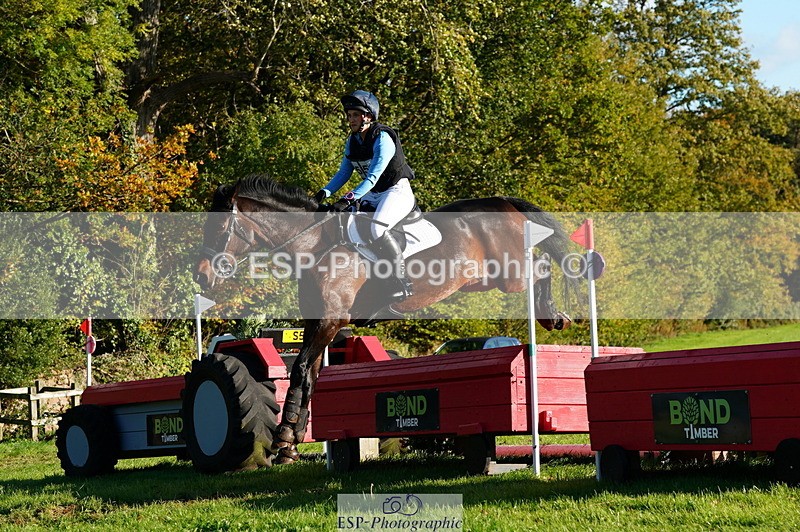 251025A-151034-21534 - G-559-Eleanor.Dunachie