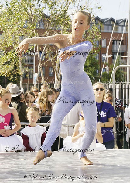 070914-0638 - Performance