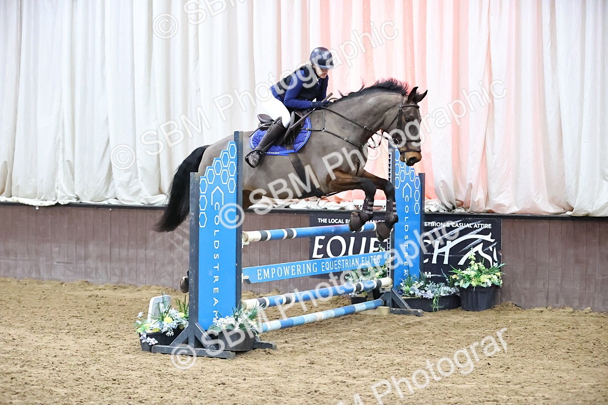 SBM_003020 - Class 10 - Senior Newcomers - 1.10m