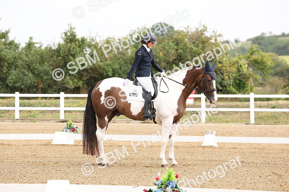 SBM_005462 - Class 6 - Novice 6 - 9.30-10.12