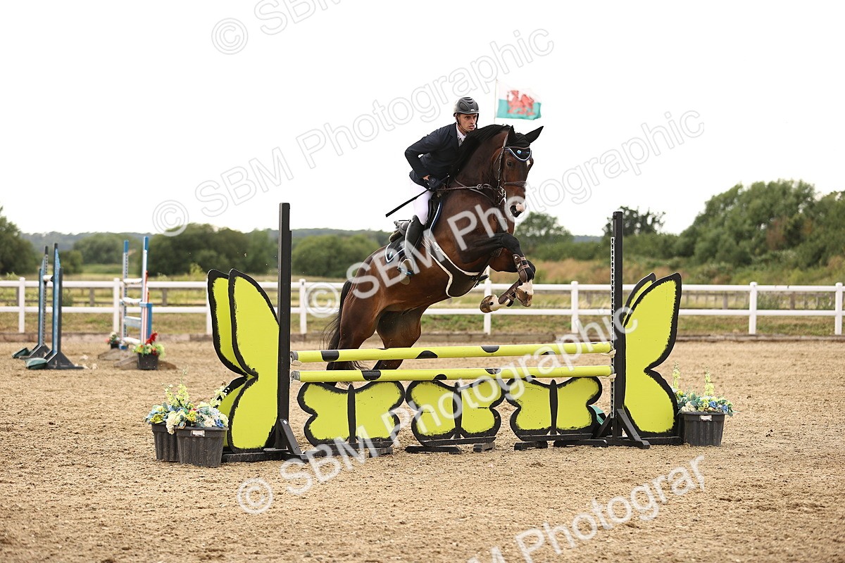 SBM_004900 - Class 24 - Arit Senior British Novice - 90cm