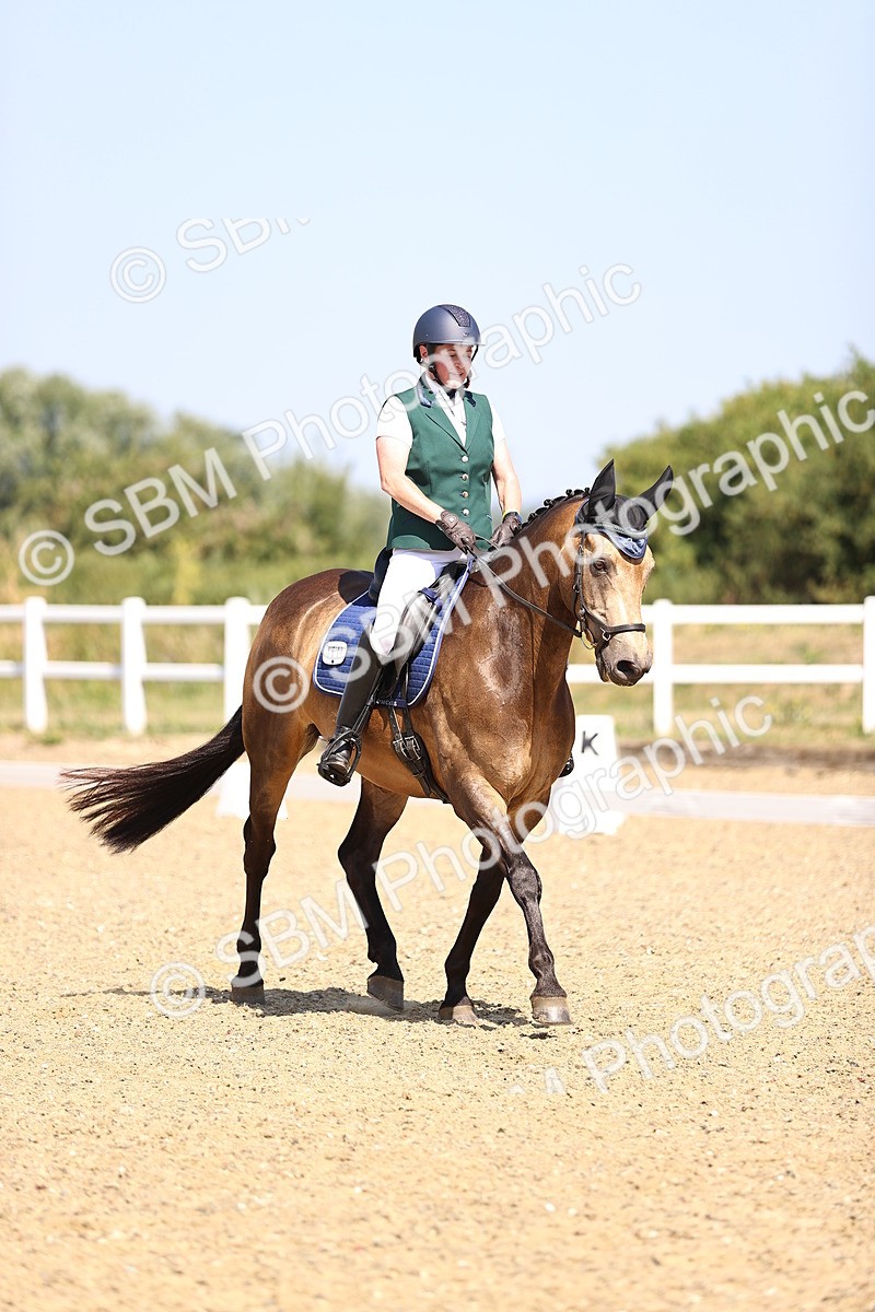 SBM_009475 - Novice 5 - 9.50-10.53