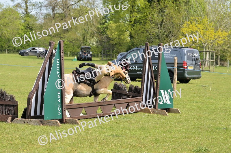 20260426-2247 - Class 20 - Beginner Working Hunter