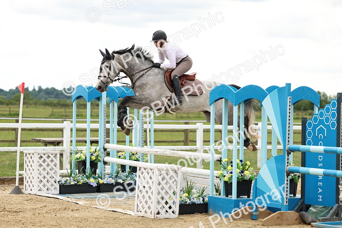 SBM_006258 - Class 19 - Senior Newcomers - 1.10m