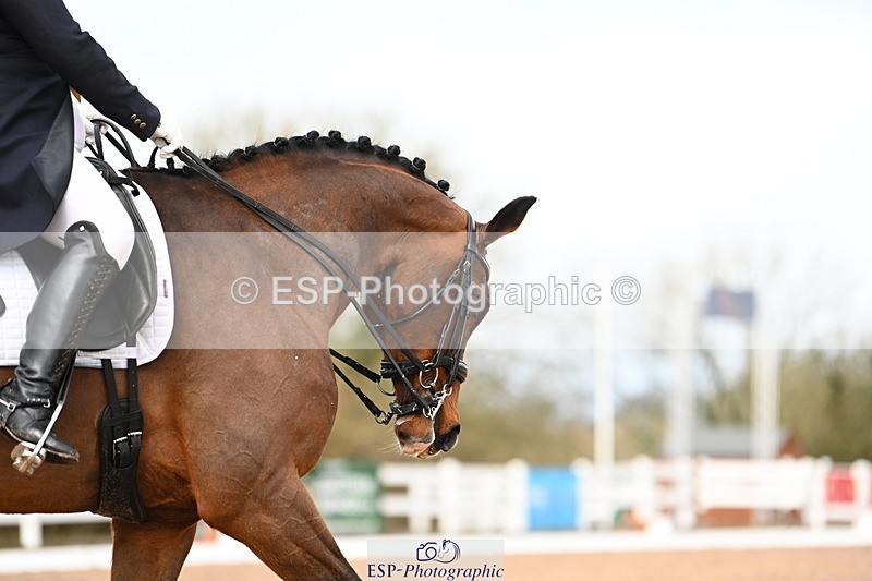 240218A-122008-07105 - 201-Emily.farleigh-Wake.up