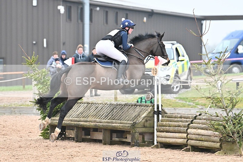 250118-141411-01471 - Cls 3A&B 90cm 13.20 to Coursewalk