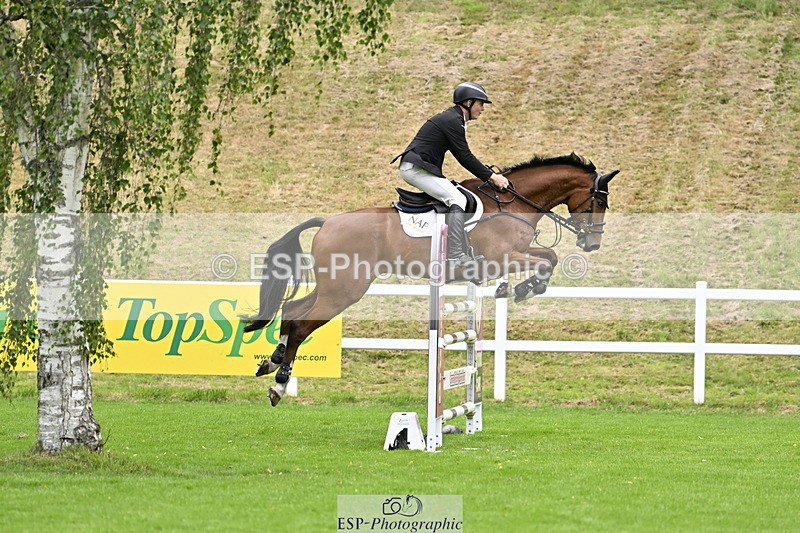 250613A-125626-01986 - Cls 3 Snr Foxhunter