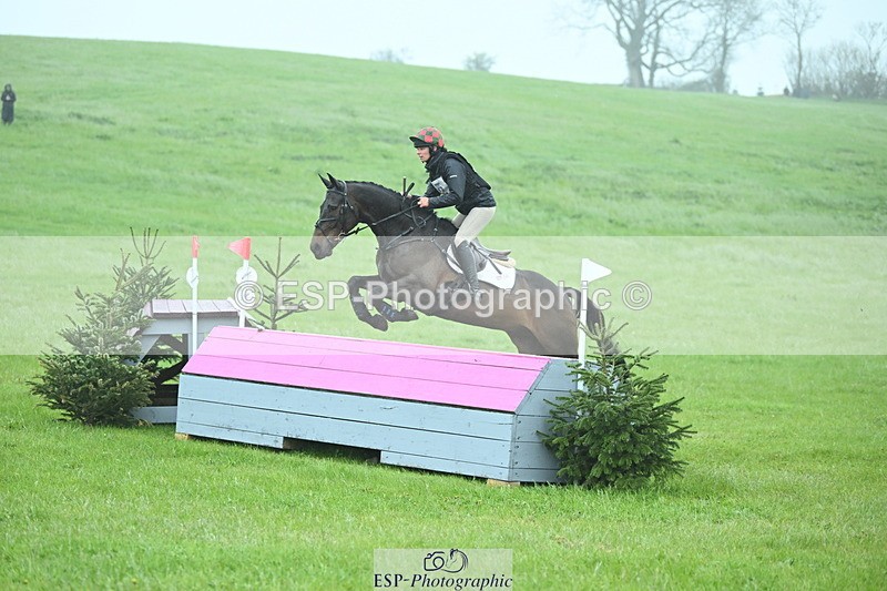 250418-104709-01260 - 062-Georgina.Ewell-KILCARNA.BARNEY