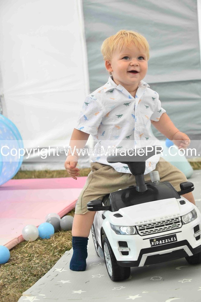 SH4_2304 - Bonny baby competition.