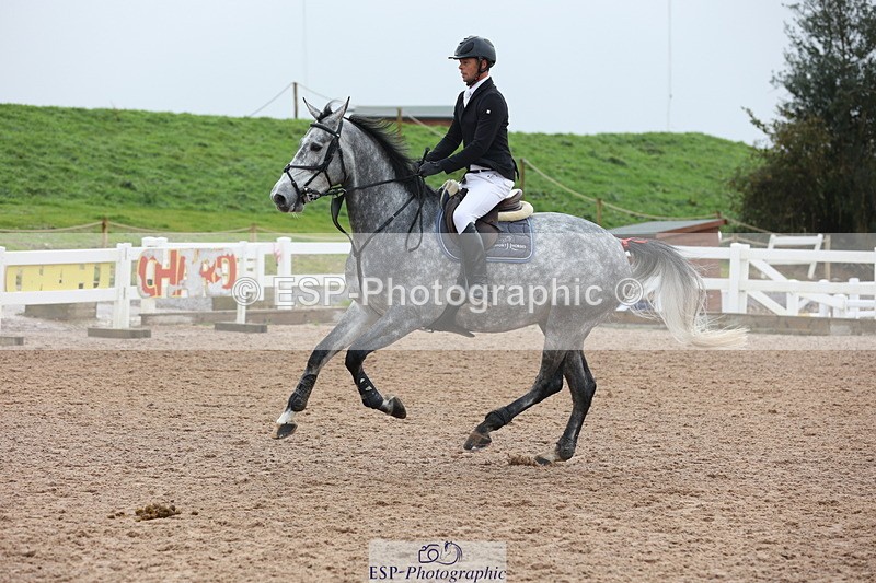 231112A-112526-03606 - Cls 18 Discovery & 1m Open