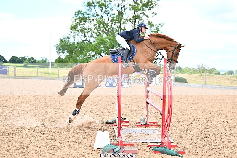 240608A-132553-02546 - Cls 4 Snr Newcomers and 1.10m Open