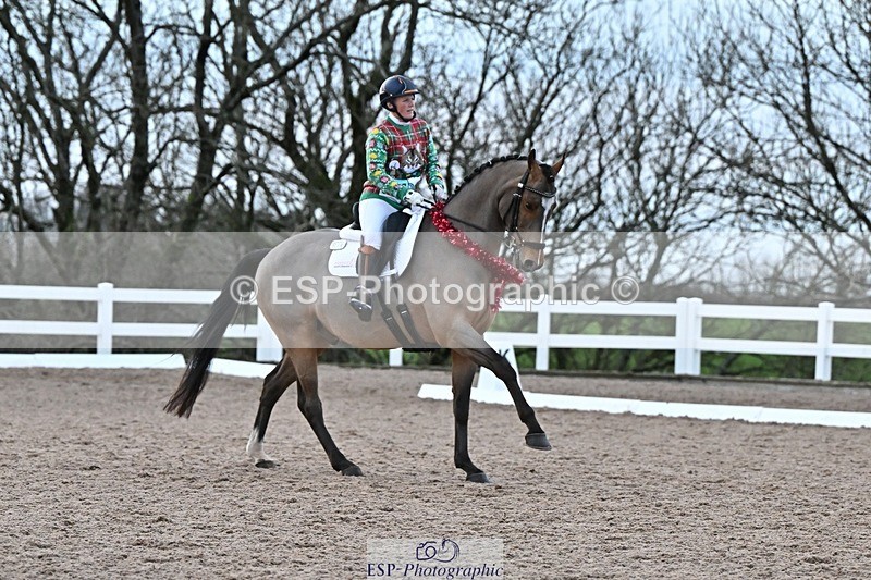 241214-154403-03350 - 138-Tyler.Bradshaw-Igor.VIII