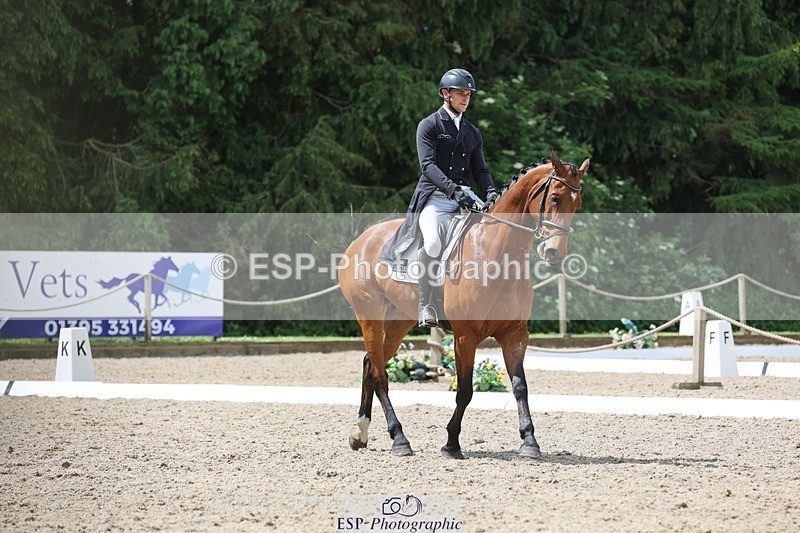 240523-115338-03636 - 241-CLASS_ROMANCE-Jack_Pinkney