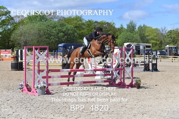 BPP_4820 - CLASS 14  SAT Senior British Novice/ 90cm Open