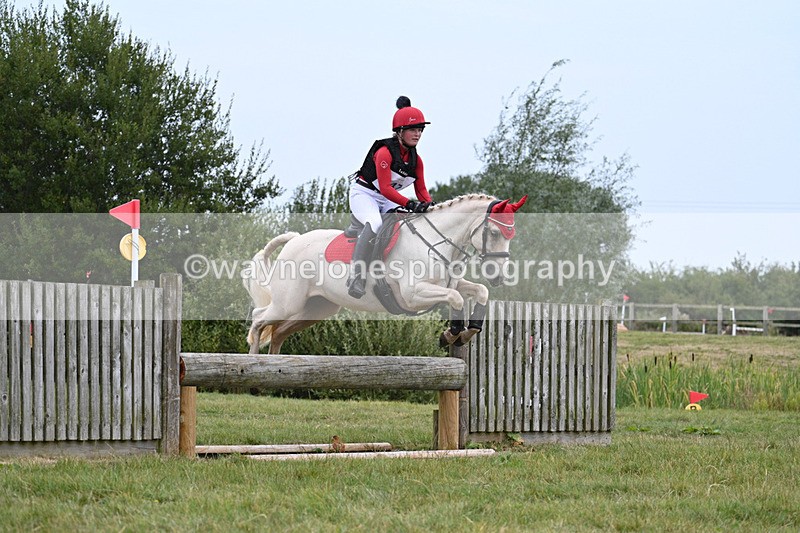 WJ7_8377 - 80cm XC Time 15:45 to 16:02