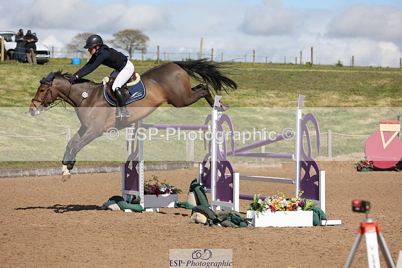 240419A-155011-08973 - Cls 10, 2 Star Big Tour 145cm  15.45 to 16.35 break